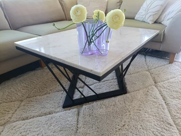 Sohvapöytä kvartsitasolla 700x1000x450mm