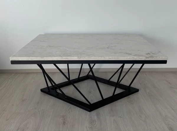 Sohvapöytä kvartsitasolla S70cm x P 100cm x K45cm